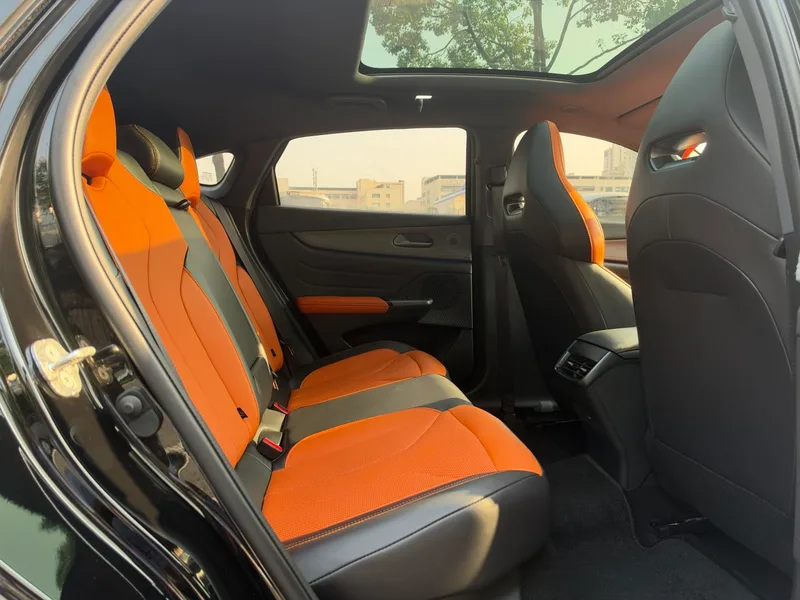 Changan UNI-V 2025 Third generation 2.0T Jin Qing type interior photo 19 Changan UNI-V 2025 Third generation 2.0T Jin Qing type interior photo 19
