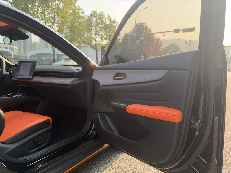 Changan UNI-V 2025 Third generation 2.0T Jin Qing type interior photo 20 Changan UNI-V 2025 Third generation 2.0T Jin Qing type interior photo 20