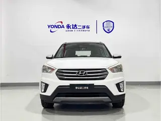 Hyundai ix25 2015 1.6L Automatic two-drive intelligent type GLS exterior photo 2 Hyundai ix25 2015 1.6L Automatic two-drive intelligent type GLS exterior photo 2