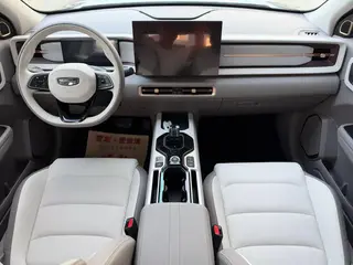 Geely ICON 2026 1.5TD Chocolate alcohol version interior photo 9 Geely ICON 2026 1.5TD Chocolate alcohol version interior photo 9