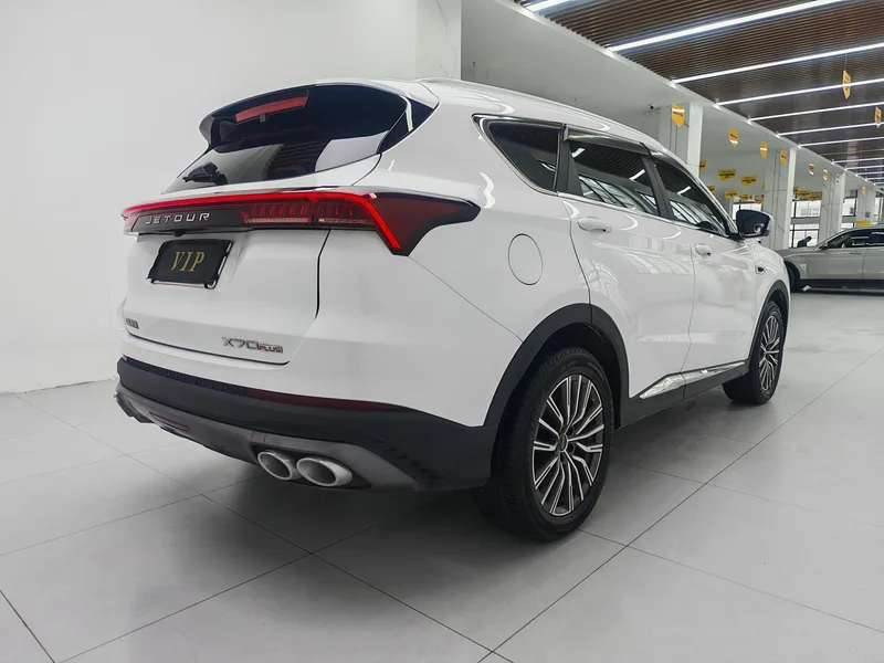 Jetour X70 PLUS 2024 Champion Edition 1.5T DCT Champion PRO 5 seat exterior photo 6 Jetour X70 PLUS 2024 Champion Edition 1.5T DCT Champion PRO 5 seat exterior photo 6