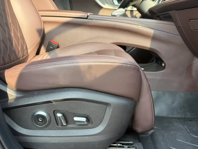 Chery Tiggo 8 Pro 2022 290T Two-Drive Vast Edition 5 seat interior photo 19 Chery Tiggo 8 Pro 2022 290T Two-Drive Vast Edition 5 seat interior photo 19