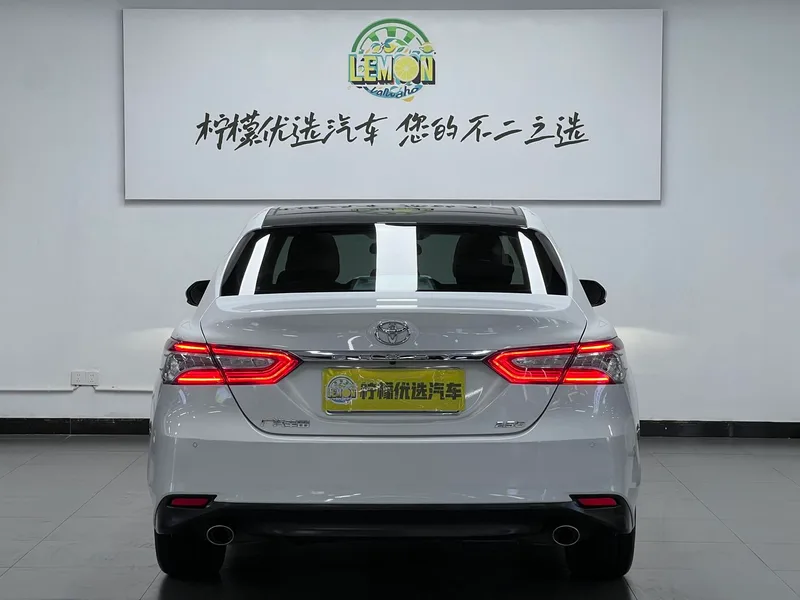 Toyota Camry 2019 2.5G Edición de lujo País VI exterior foto 6 Toyota Camry 2019 2.5G Edición de lujo País VI exterior foto 6