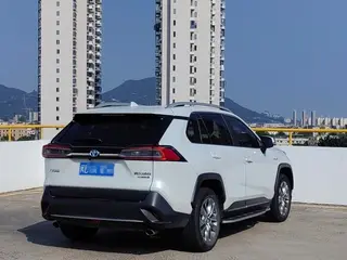 Toyota Wildlander 2022 Dual Power 2.5L Two-wheel drive luxury PLUS version interior photo 10 Toyota Wildlander 2022 Dual Power 2.5L Two-wheel drive luxury PLUS version interior photo 10