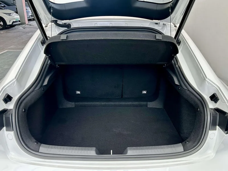 Changan UNI-V 2023 1.5T Premium Trim interior photo 17 Changan UNI-V 2023 1.5T Premium Trim interior photo 17