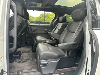Toyota Sienna 2023 Restyling Dual Power 2.5L Platinum Edition exterior photo 10 Toyota Sienna 2023 Restyling Dual Power 2.5L Platinum Edition exterior photo 10