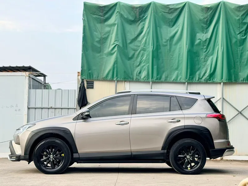 Toyota RAV4 2019 2.0L CVT Moda de tracción en dos ruedas X Edición limitada País VI exterior foto 5 Toyota RAV4 2019 2.0L CVT Moda de tracción en dos ruedas X Edición limitada País VI exterior foto 5