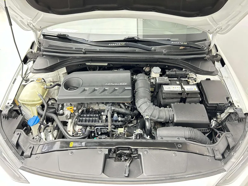 Hyundai Elantra Lingdong 2020 1.4T Doble embrague deslumbrante Tipo de vitalidad interior foto 8 Hyundai Elantra Lingdong 2020 1.4T Doble embrague deslumbrante Tipo de vitalidad interior foto 8