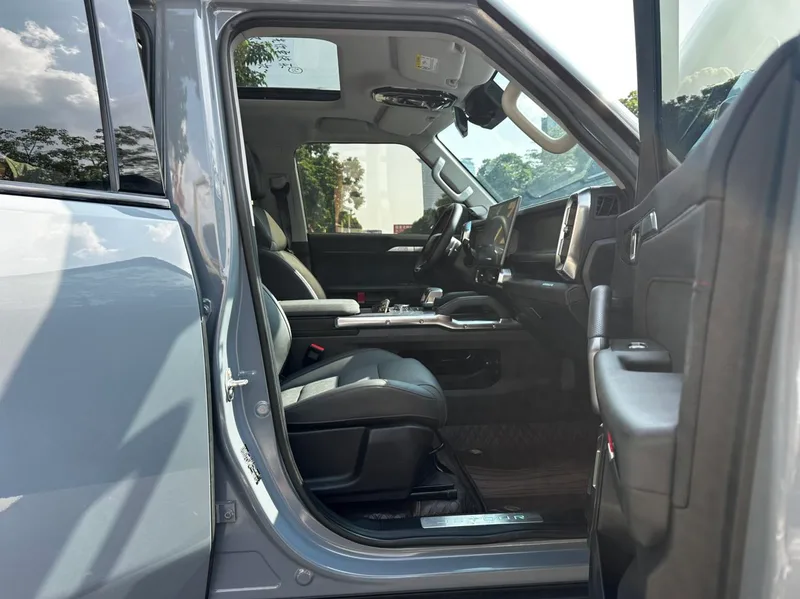 Jetour T2 2023 2.0TD Four-wheel drive Time travel PRO interior photo 10 Jetour T2 2023 2.0TD Four-wheel drive Time travel PRO interior photo 10