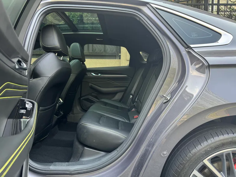 Geely Preface 2023 1.5T Edición Kunlun exterior foto 6 Geely Preface 2023 1.5T Edición Kunlun exterior foto 6