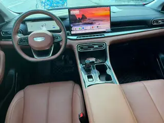 Geely Emgrand 2026 5th Gen 1.5T DCT Flagship interior photo 13 Geely Emgrand 2026 5th Gen 1.5T DCT Flagship interior photo 13