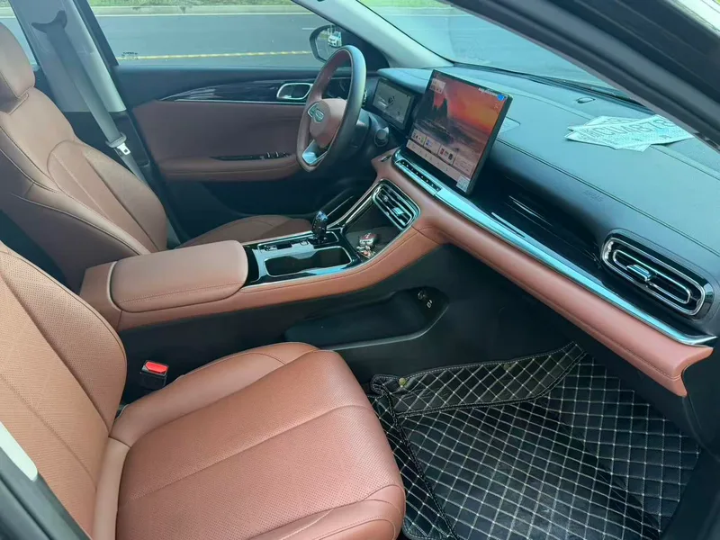 Geely Emgrand 2026 5th Gen 1.5T DCT Flagship interior photo 16 Geely Emgrand 2026 5th Gen 1.5T DCT Flagship interior photo 16