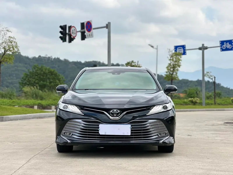 Toyota Camry 2019 2.0G Luxury Edition Country VI exterior photo 2 Toyota Camry 2019 2.0G Luxury Edition Country VI exterior photo 2