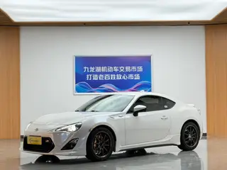 Toyota 86 2014 2.0L Automatic Luxury Model exterior photo 1 Toyota 86 2014 2.0L Automatic Luxury Model exterior photo 1