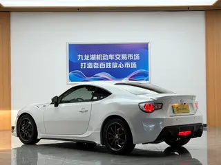 Toyota 86 2014 2.0L Automatic Luxury Model exterior photo 4 Toyota 86 2014 2.0L Automatic Luxury Model exterior photo 4