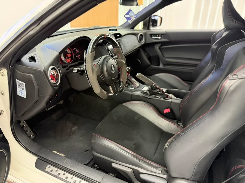 Toyota 86 2014 2.0L Automatic Luxury Model interior photo 13 Toyota 86 2014 2.0L Automatic Luxury Model interior photo 13