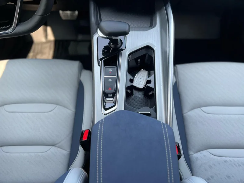 Geely Preface 2021 2.0T Acabado premium interior foto 17 Geely Preface 2021 2.0T Acabado premium interior foto 17