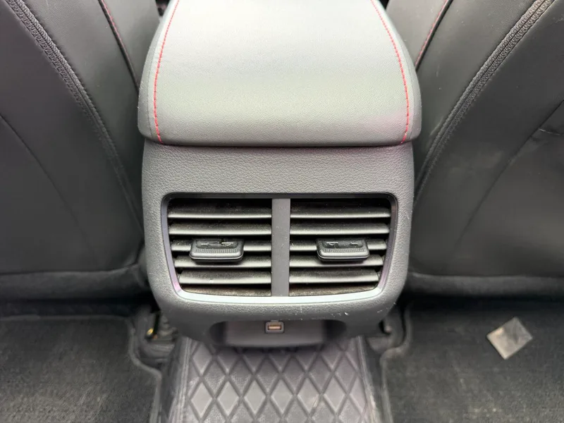 Hyundai Sonata 2020 380TGDi TOP Auto Ultimate interior photo 19 Hyundai Sonata 2020 380TGDi TOP Auto Ultimate interior photo 19