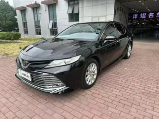 Toyota Camry 2018 2.0G Luxury Edition