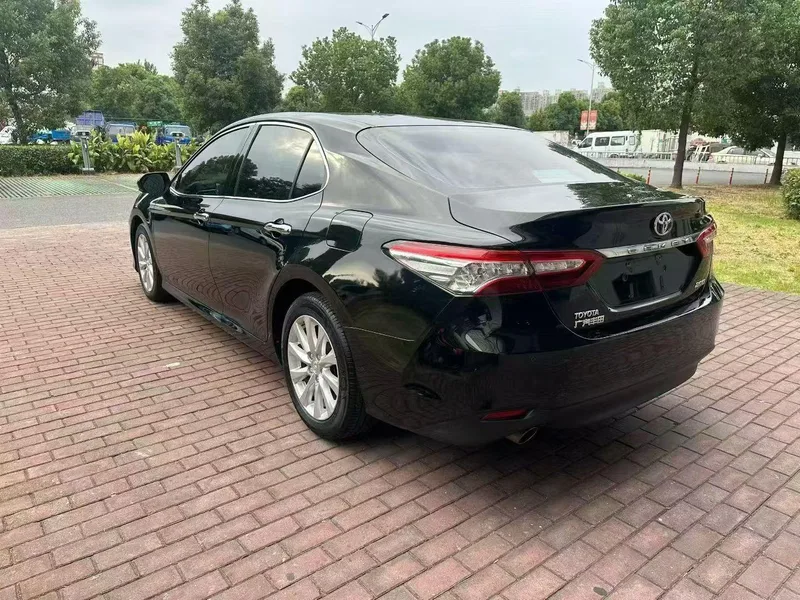 Toyota Camry 2018 2.0G Edición de lujo interior foto 9 Toyota Camry 2018 2.0G Edición de lujo interior foto 9