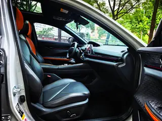 Changan UNI-V 2022 1.5T Acabado premium interior foto 16 Changan UNI-V 2022 1.5T Acabado premium interior foto 16
