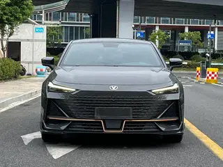 Changan UNI-V 2022 1.5T Sports version exterior photo 2 Changan UNI-V 2022 1.5T Sports version exterior photo 2