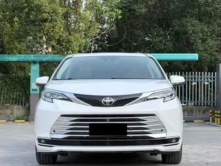 Toyota Sienna 2024 Doble motor 2.5L Edición de platino exterior foto 2 Toyota Sienna 2024 Doble motor 2.5L Edición de platino exterior foto 2
