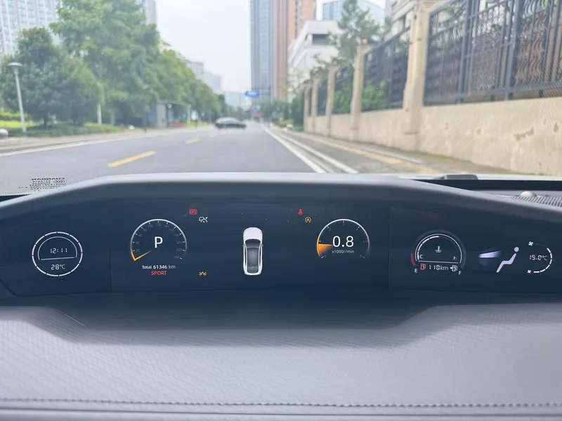 Changan UNI-V 2022 1.5T Acabado premium interior foto 14 Changan UNI-V 2022 1.5T Acabado premium interior foto 14