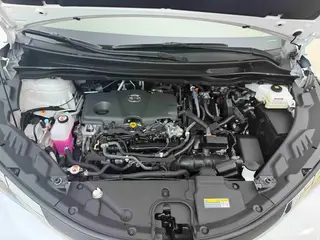 Toyota Sienna 2024 Doble motor 2.5L Versión cómoda interior foto 17 Toyota Sienna 2024 Doble motor 2.5L Versión cómoda interior foto 17