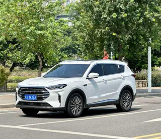 Jetour X70 PLUS 2023 Version d'auto-amélioration 1.5T DCT Auto-amélioration PRO 7 Siège