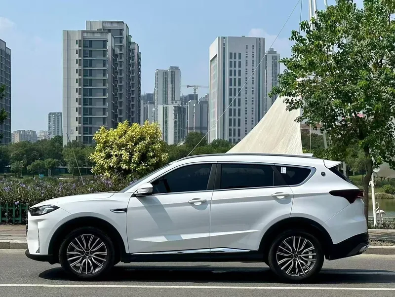 Jetour X70 PLUS 2023 Self-improvement version 1.5T DCT Self-improvement PRO 7 seat exterior photo 3 Jetour X70 PLUS 2023 Self-improvement version 1.5T DCT Self-improvement PRO 7 seat exterior photo 3
