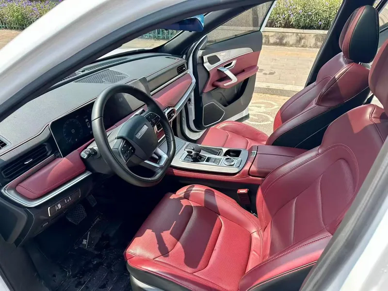 Jetour X70 PLUS 2023 Self-improvement version 1.5T DCT Self-improvement PRO 7 seat interior photo 6 Jetour X70 PLUS 2023 Self-improvement version 1.5T DCT Self-improvement PRO 7 seat interior photo 6