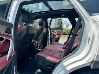 Jetour X70 PLUS 2023 Self-improvement version 1.5T DCT Self-improvement PRO 7 seat interior photo 7 Jetour X70 PLUS 2023 Self-improvement version 1.5T DCT Self-improvement PRO 7 seat interior photo 7