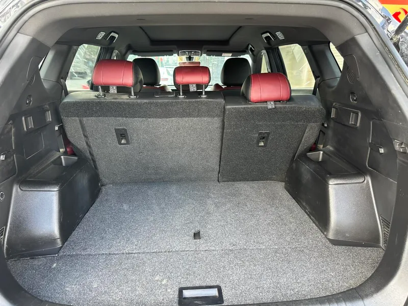 Jetour X70 PLUS 2023 Version d'auto-amélioration 1.5T DCT Auto-amélioration PRO 5 Siège extérieur photo 8 Jetour X70 PLUS 2023 Version d'auto-amélioration 1.5T DCT Auto-amélioration PRO 5 Siège extérieur photo 8