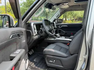 Jetour T2 2023 2.0TD Four-wheel drive Time travel PRO interior photo 14 Jetour T2 2023 2.0TD Four-wheel drive Time travel PRO interior photo 14