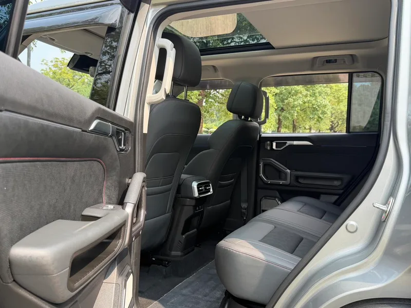 Jetour T2 2023 2.0TD Four-wheel drive Time travel PRO interior photo 16 Jetour T2 2023 2.0TD Four-wheel drive Time travel PRO interior photo 16