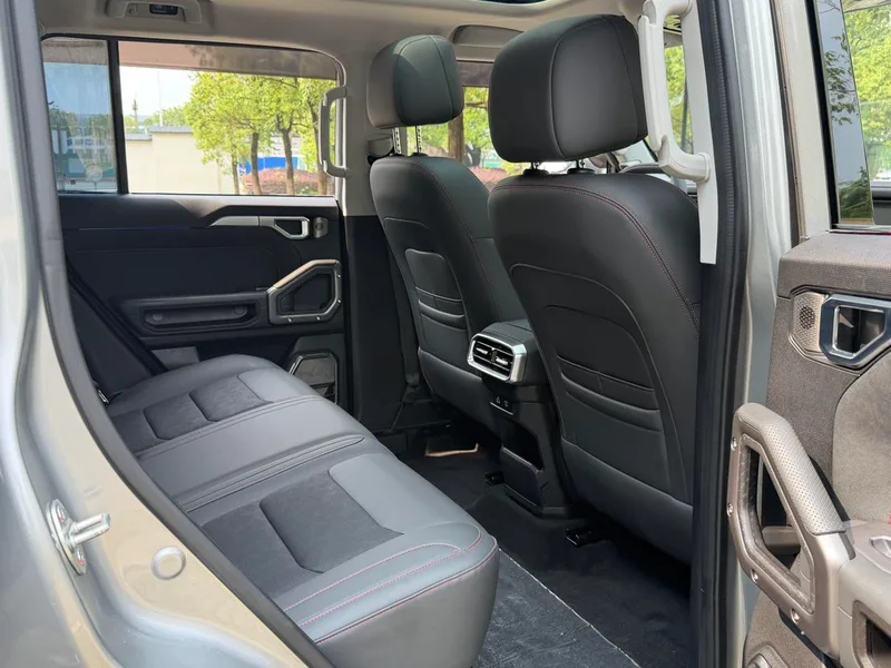 Jetour T2 2023 2.0TD Four-wheel drive Time travel PRO interior photo 18 Jetour T2 2023 2.0TD Four-wheel drive Time travel PRO interior photo 18