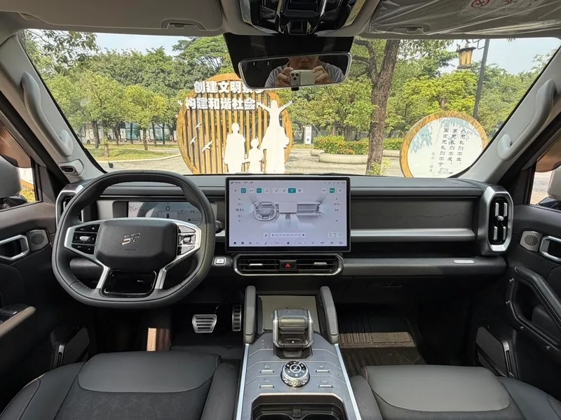 Jetour T2 2023 2.0TD Four-wheel drive Time travel PRO interior photo 19 Jetour T2 2023 2.0TD Four-wheel drive Time travel PRO interior photo 19