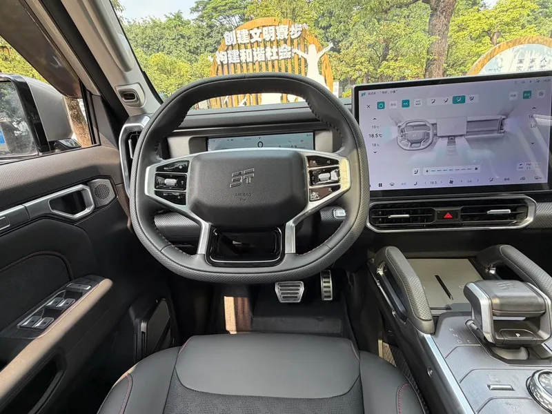 Jetour T2 2023 2.0TD Four-wheel drive Time travel PRO interior photo 20 Jetour T2 2023 2.0TD Four-wheel drive Time travel PRO interior photo 20