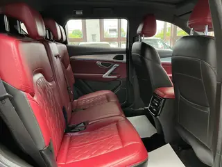 Jetour X70 PLUS 2023 1.5T DCT Brave person PLUS 5 seat interior photo 12 Jetour X70 PLUS 2023 1.5T DCT Brave person PLUS 5 seat interior photo 12