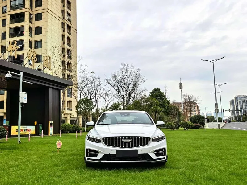 Geely Preface 2025 1.5T Oriente Yao Edición Kunlun exterior foto 2 Geely Preface 2025 1.5T Oriente Yao Edición Kunlun exterior foto 2