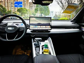 Geely Preface 2025 1.5T Oriente Yao Edición Kunlun interior foto 11 Geely Preface 2025 1.5T Oriente Yao Edición Kunlun interior foto 11
