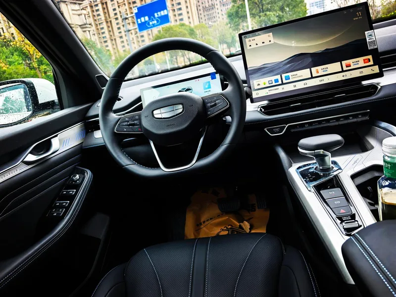 Geely Preface 2025 1.5T Oriente Yao Edición Kunlun interior foto 14 Geely Preface 2025 1.5T Oriente Yao Edición Kunlun interior foto 14