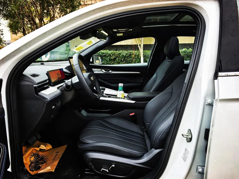 Geely Preface 2025 1.5T Oriente Yao Edición Kunlun interior foto 15 Geely Preface 2025 1.5T Oriente Yao Edición Kunlun interior foto 15