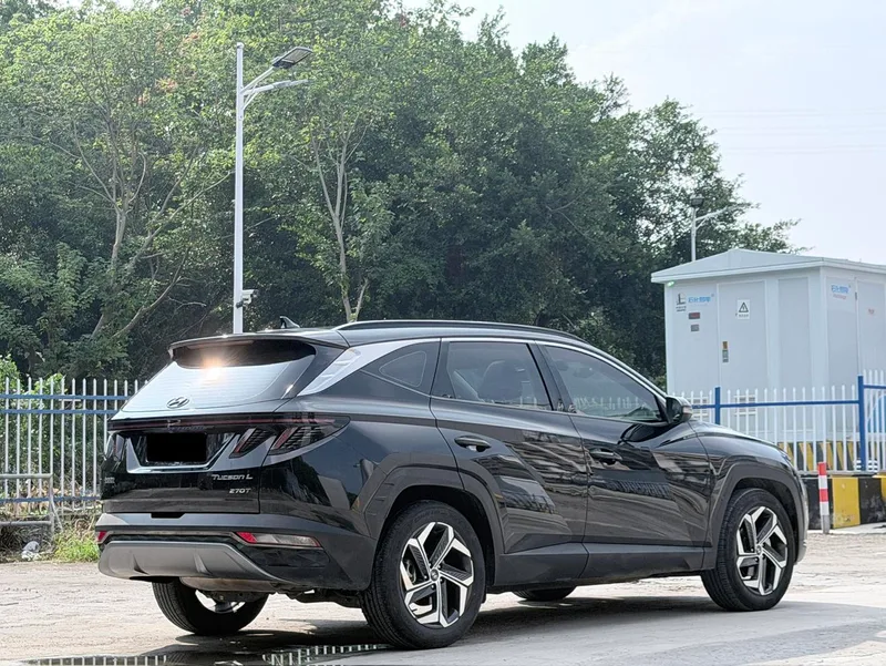 Hyundai Tucson 2023 Tucson L 1.5T GLX Two-wheel drive elite version N Line interior photo 14 Hyundai Tucson 2023 Tucson L 1.5T GLX Two-wheel drive elite version N Line interior photo 14