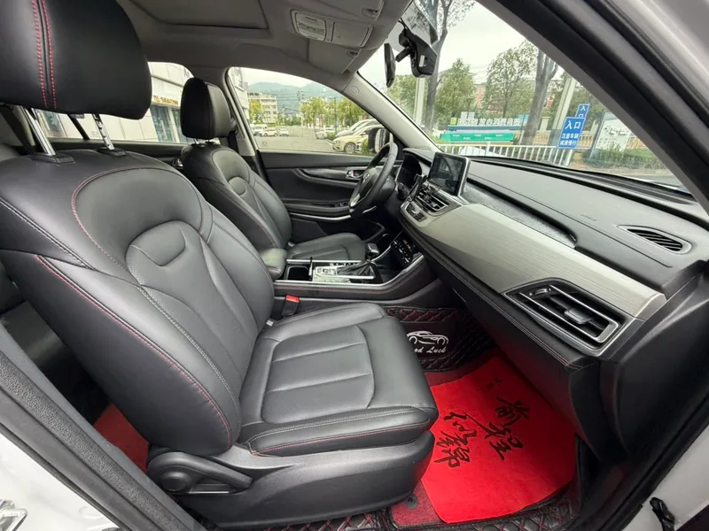 Changan CS75 2020 280T Automatic Zhihui Type Country VI exterior photo 8 Changan CS75 2020 280T Automatic Zhihui Type Country VI exterior photo 8