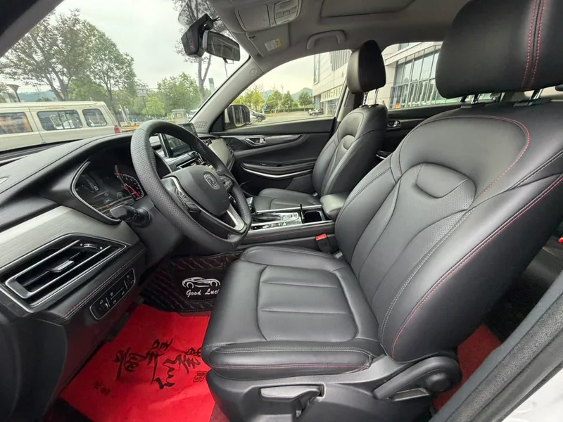 Changan CS75 2020 280T Automatic Zhihui Type Country VI interior photo 10 Changan CS75 2020 280T Automatic Zhihui Type Country VI interior photo 10