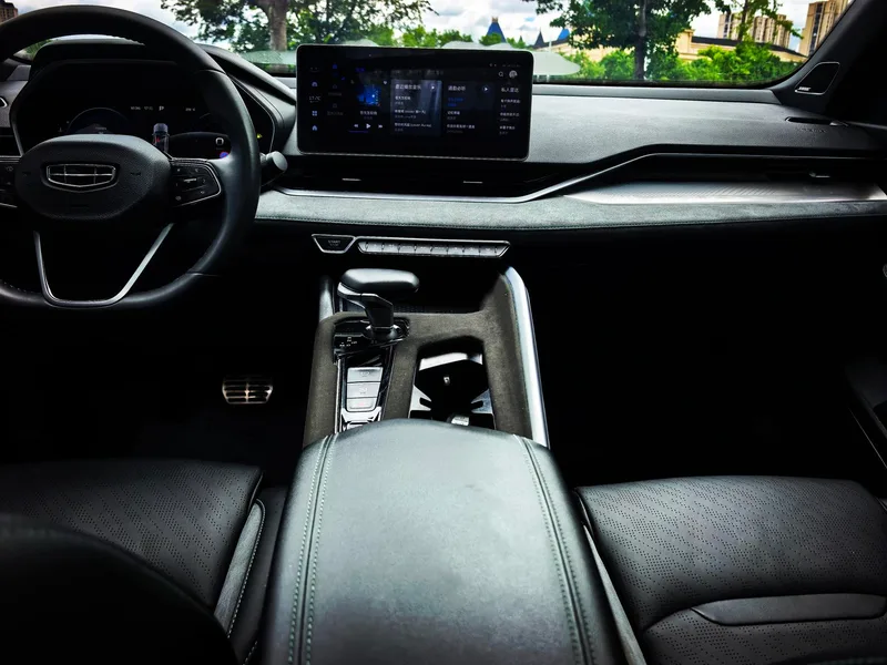 Geely Preface 2023 2.0T Only this turquoise version interior photo 12 Geely Preface 2023 2.0T Only this turquoise version interior photo 12