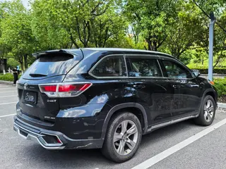 Toyota Highlander 2015 2.0T Four-wheel drive deluxe edition 7 seat interior photo 12 Toyota Highlander 2015 2.0T Four-wheel drive deluxe edition 7 seat interior photo 12