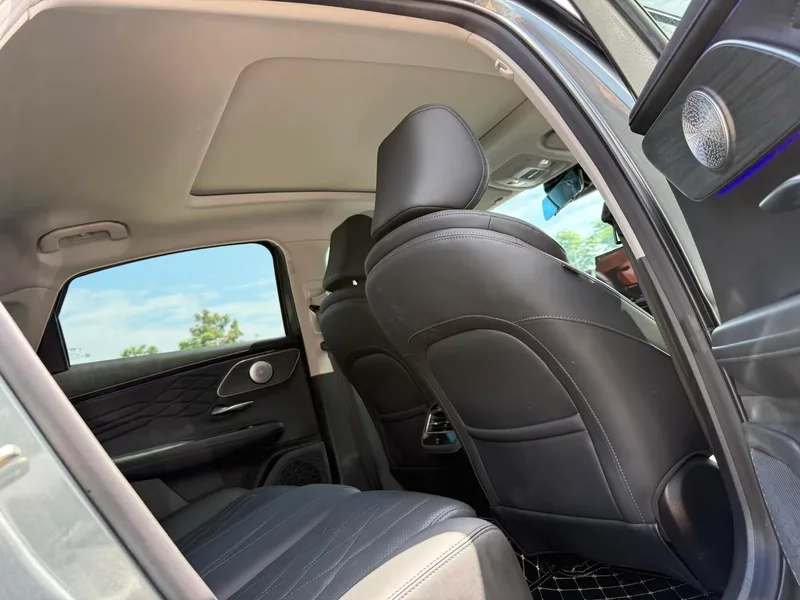 Chery Arrizo 8 PRO 2025 1.6T DCT Luxury type+ interior photo 14 Chery Arrizo 8 PRO 2025 1.6T DCT Luxury type+ interior photo 14